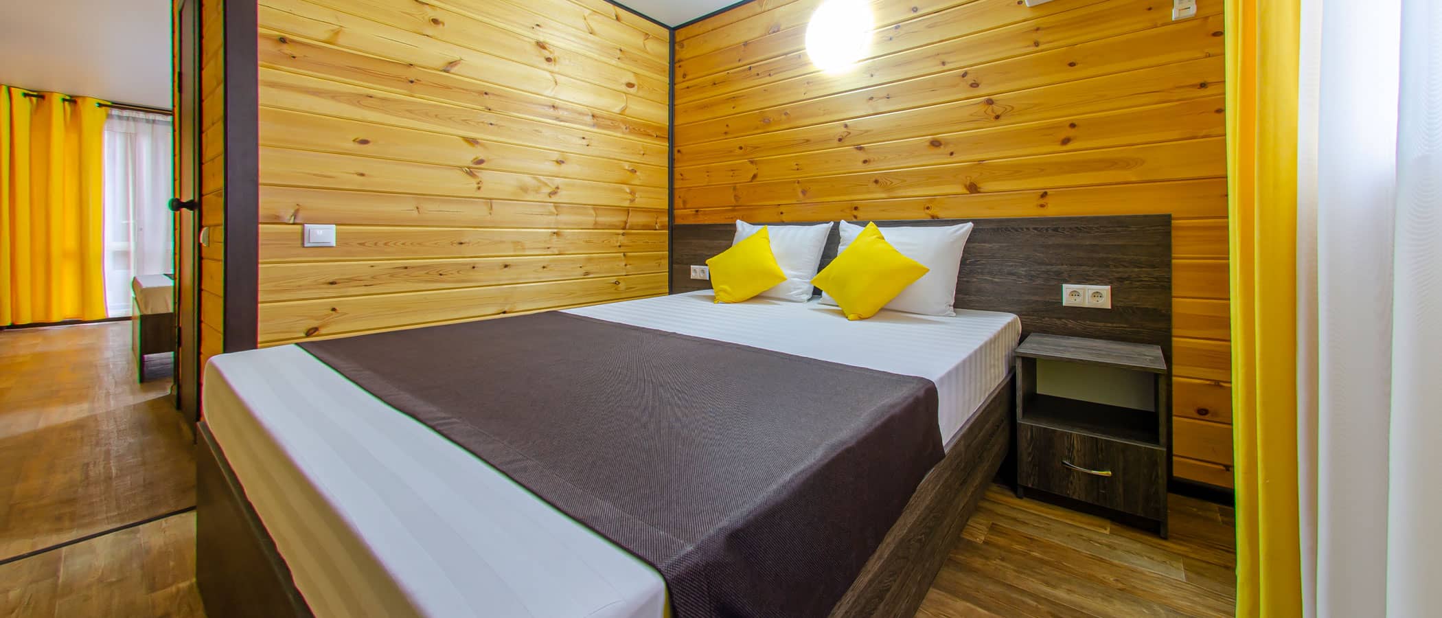 Стандарт 6-и местный с тремя кроватями