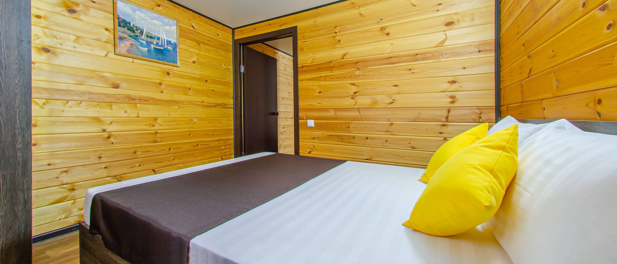 Стандарт 6-и местный с тремя кроватями