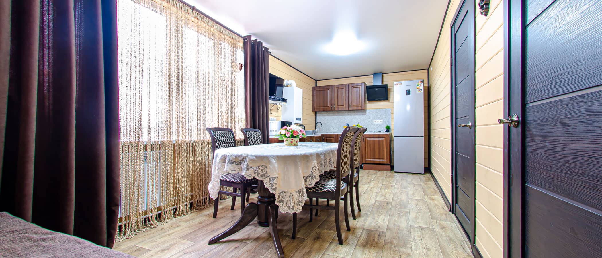 Дом 8-и местный с пятью кроватями