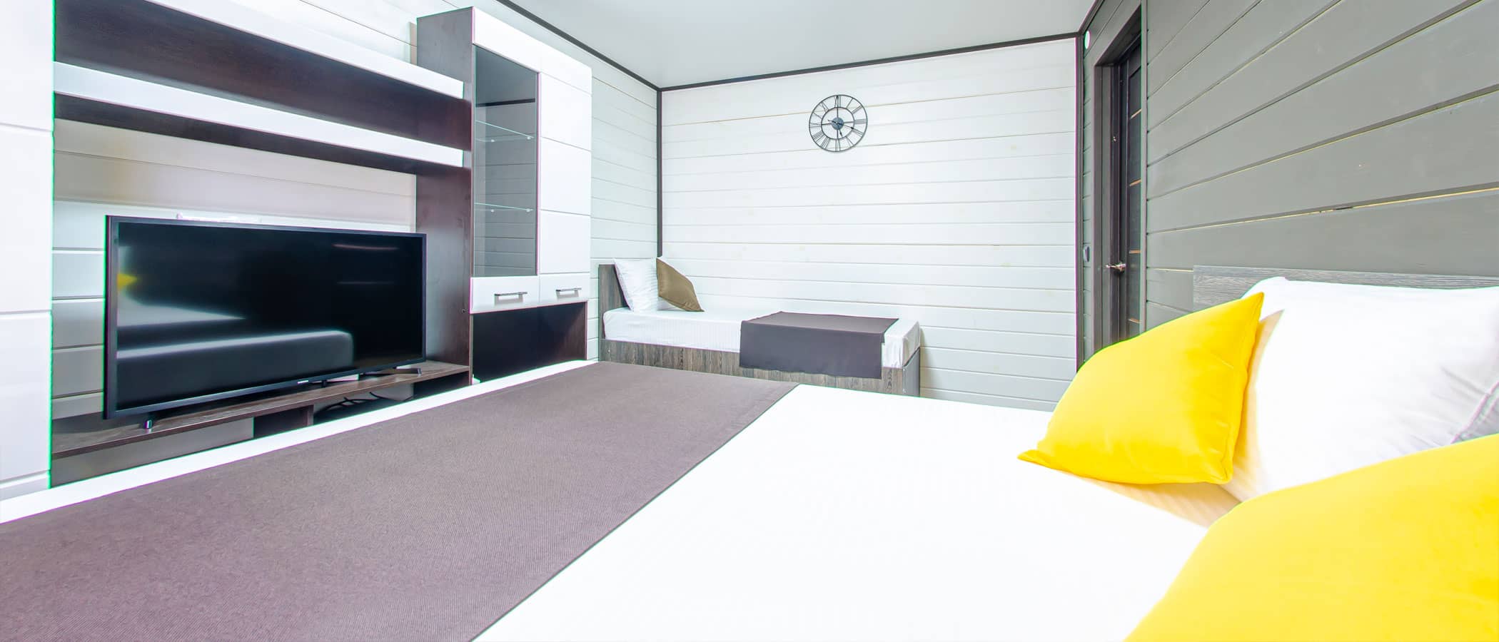 Дом 8-и местный с пятью кроватями