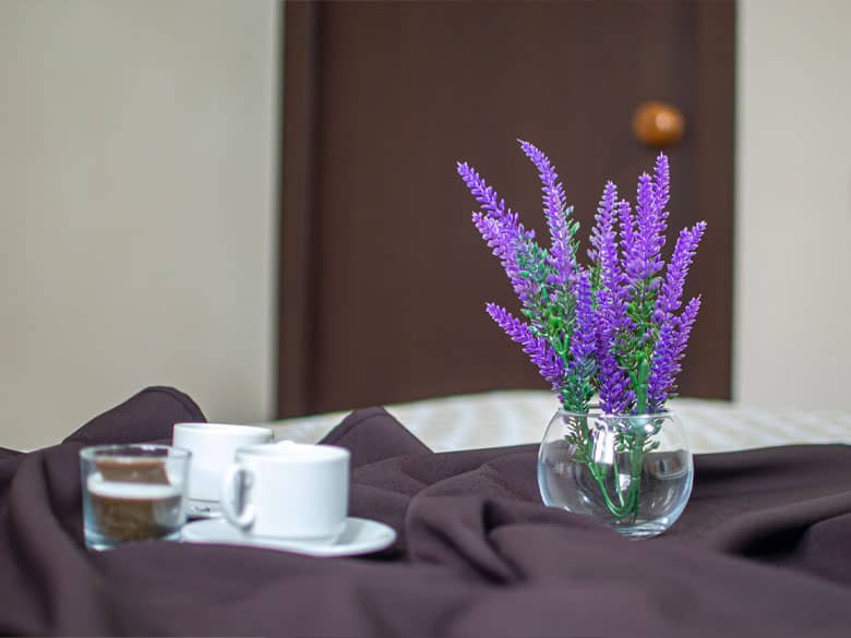 Стандарт 6-и местный с тремя кроватями