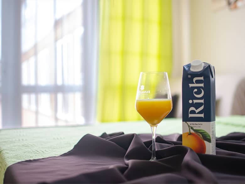 Стандарт 6-и местный с тремя кроватями