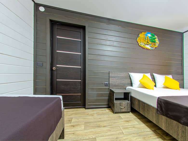 Дом 8-и местный с пятью кроватями